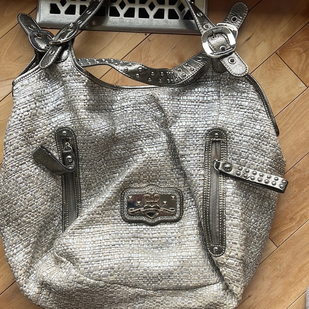 BRAND NEW Kathy van zeeland rattan beach tote!